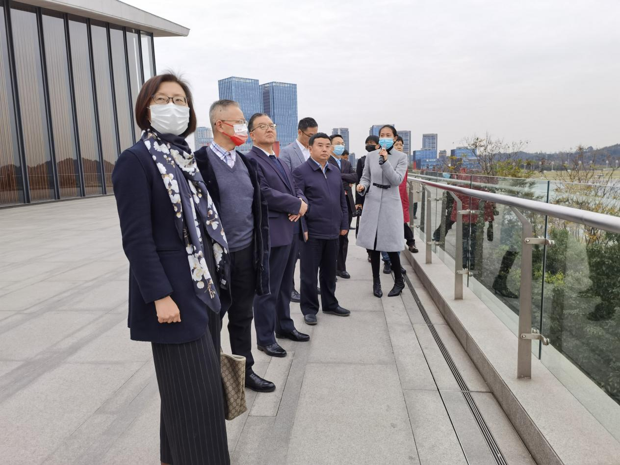 ���ִ�W(xu��)У�L���^�����Ĵ��츮�^(q��)������W(w��ng) ���o�A �z