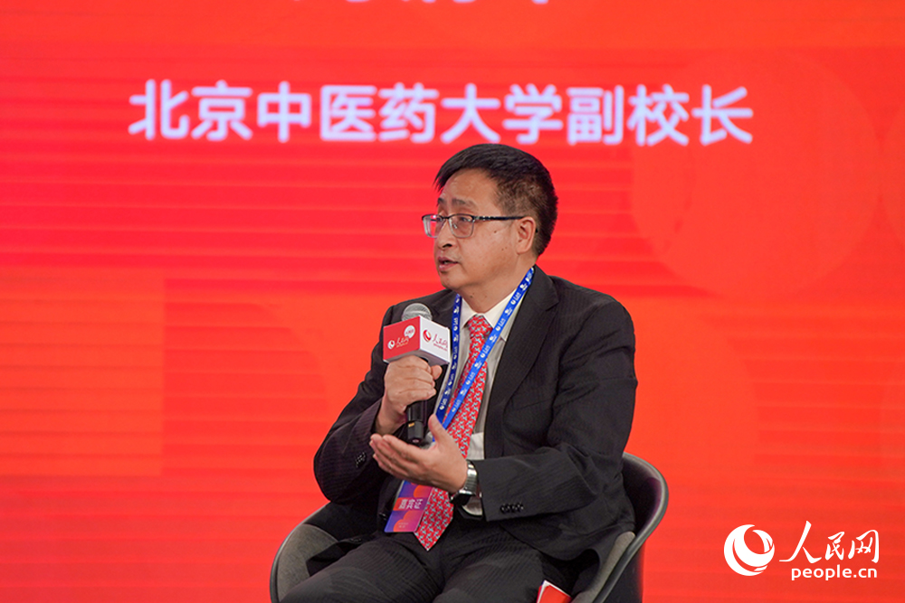 北京中醫(yī)院大學副校長劉銅華