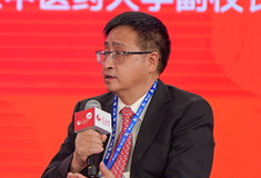 北京中醫(yī)藥大學(xué)副校長(zhǎng)劉銅華