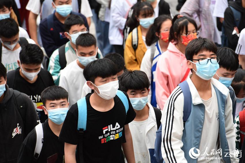 �������_ƽ�h���������������M�뿼����ë��z