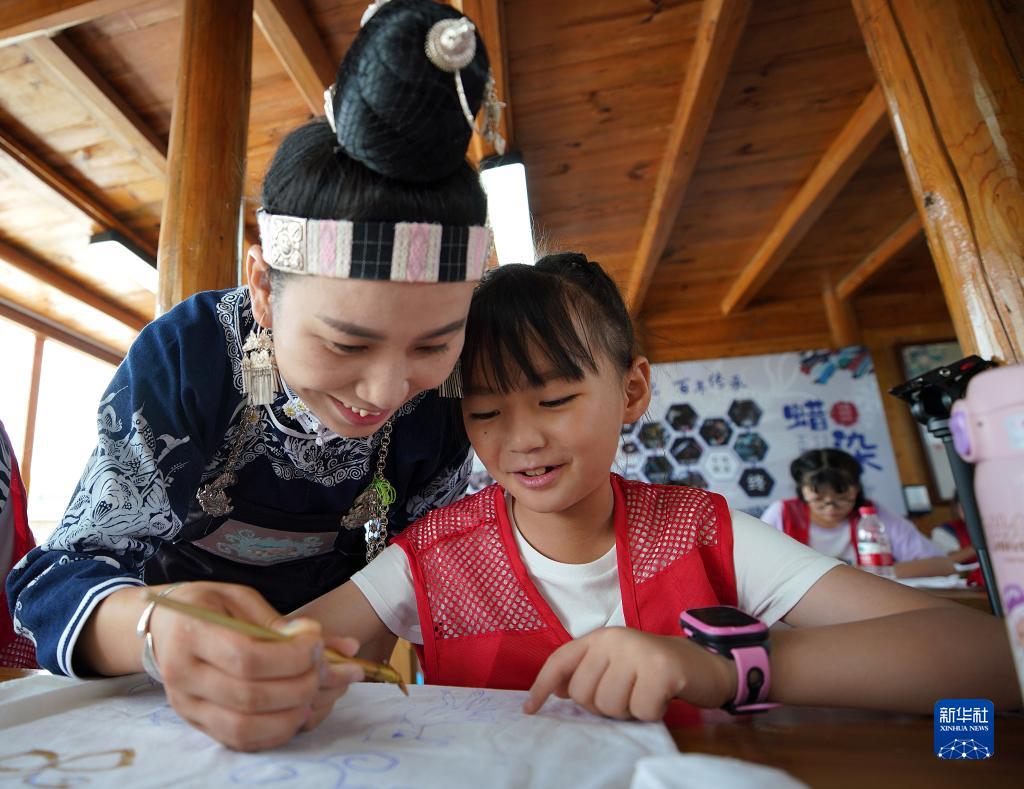 7��20�գ�����ϞȾ��ˇ�����ˏ��x�O����һ�����F��ʡǭ�|�����嶱�������ݵ�կ�h��Ȫ�(zh��n)����������ϞȾ������(n��i)ָ��(d��o)һ��С���ьW(xu��)��Ϟ�������A��l(f��)���S�Ժ� �z��