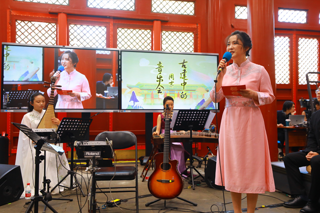 �Ž��е���������У�����D