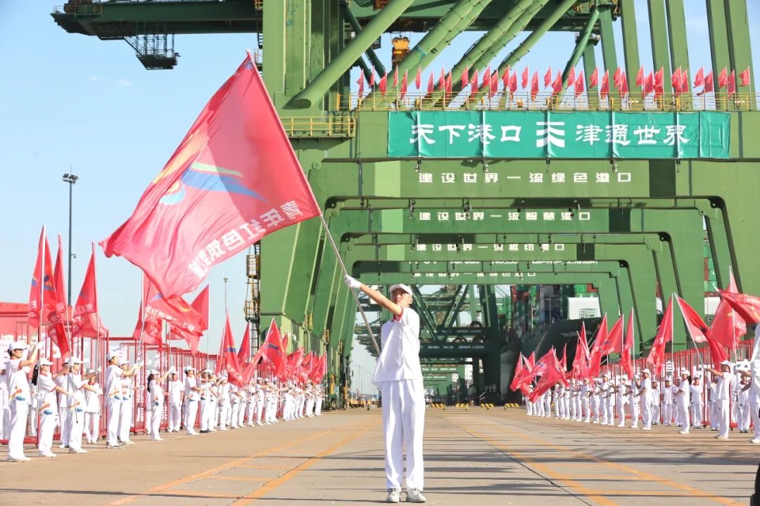 ���(d��ng)�F(xi��n)��(ch��ng)���R�� �z