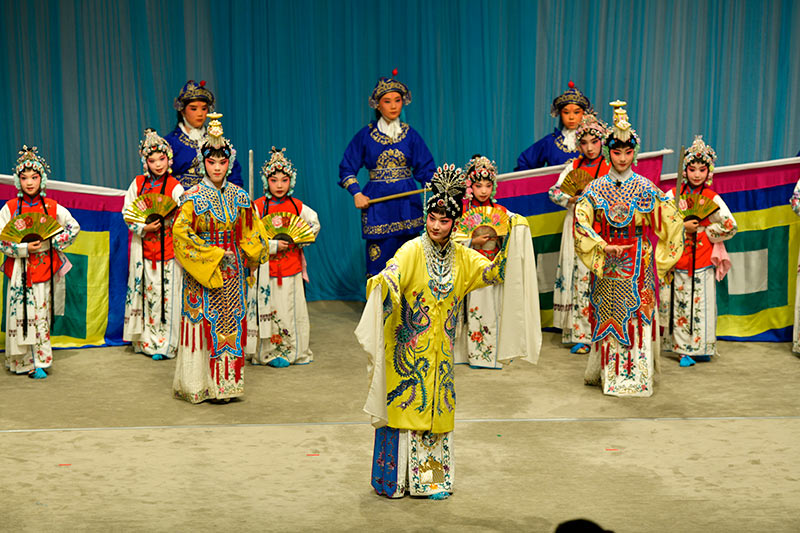 《太真外傳》劇目演出，G2025屆高一年級邱婉琳飾演楊貴妃。學(xué)校供圖