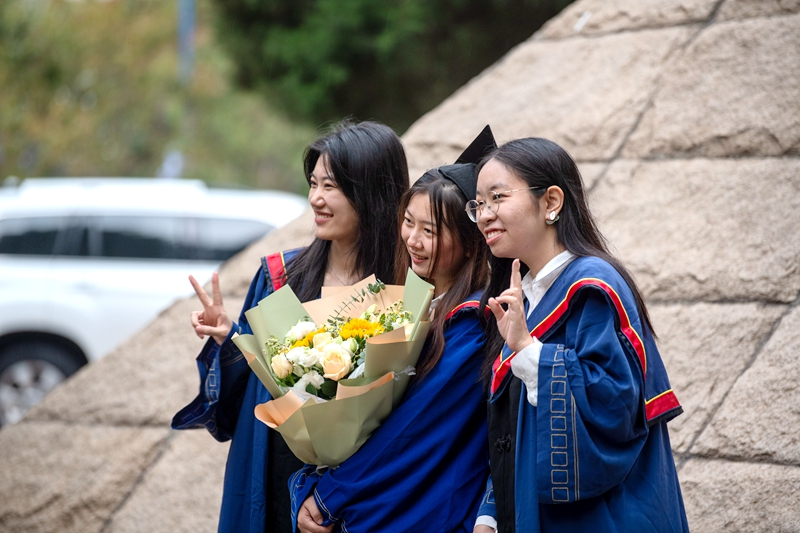 �����Ӱ�W(xu��)Ժ�W(xu��)�����I(y��)����Ӱ���ꡣ����W(w��ng)ӛ�� ������ �z