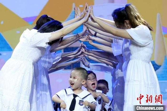 ���ӂ��ɐ۵ǈ������� �z