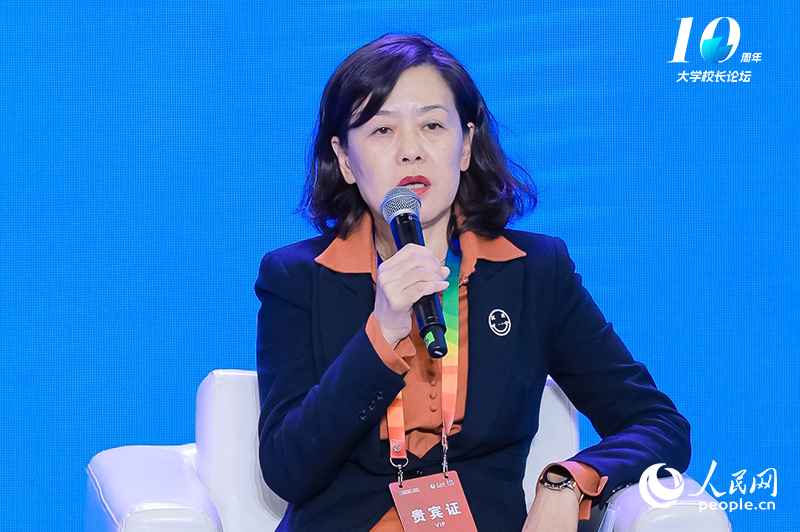 �m�ݴ�W(xu��)�hί��ί����У�L�ܼt