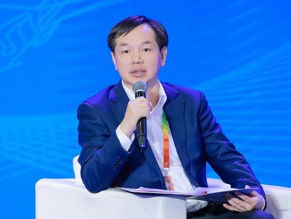 �|��ؔ(c��i)��(j��ng)��W(xu��)�hί����ӛ��У�L���t�ǳ�ϯ�A��Փ�����l(f��)����