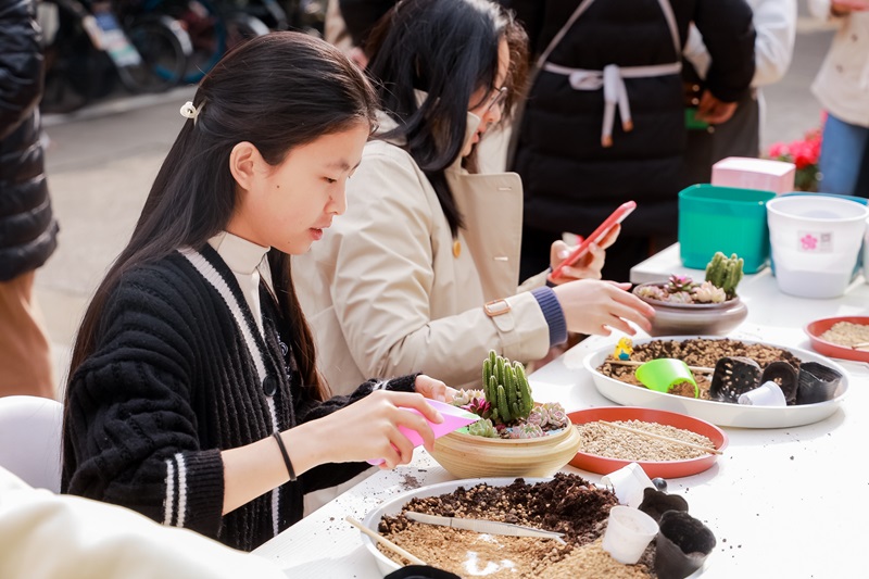 ���ഺ���͏d��һվʽ�W����^(q��)�f(xi��)ͬ�������ĬF(xi��n)���� ͬ����W���D