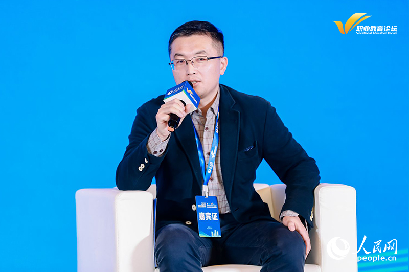 上海工藝美術(shù)職業(yè)學(xué)院黨委副書記、院長宋磊