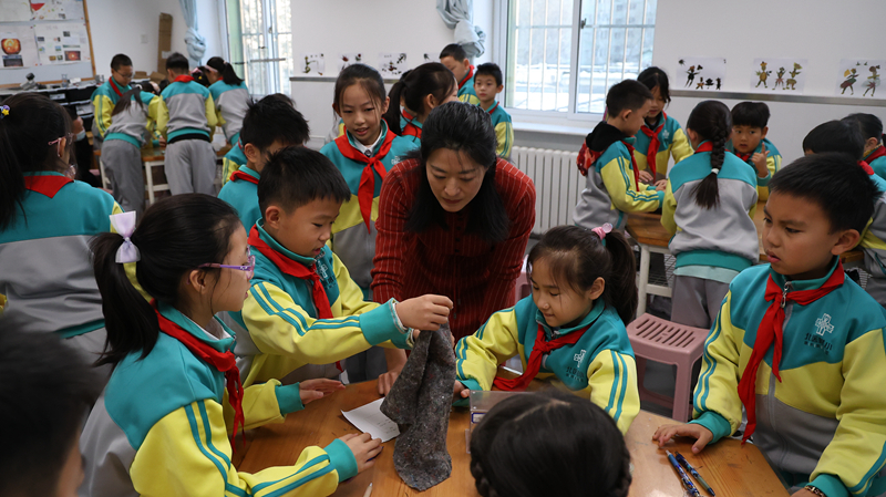 �ƌW(xu��)�ώ���ͬ�W(xu��)�������b����У�����D