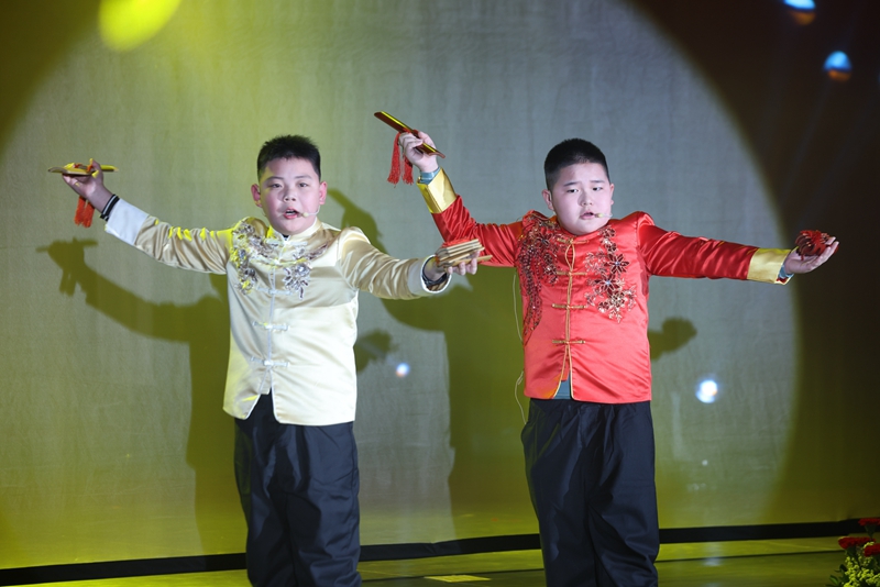 北京市大興區(qū)舉辦首屆京津冀校園春晚。大興區(qū)教育融媒體中心供圖