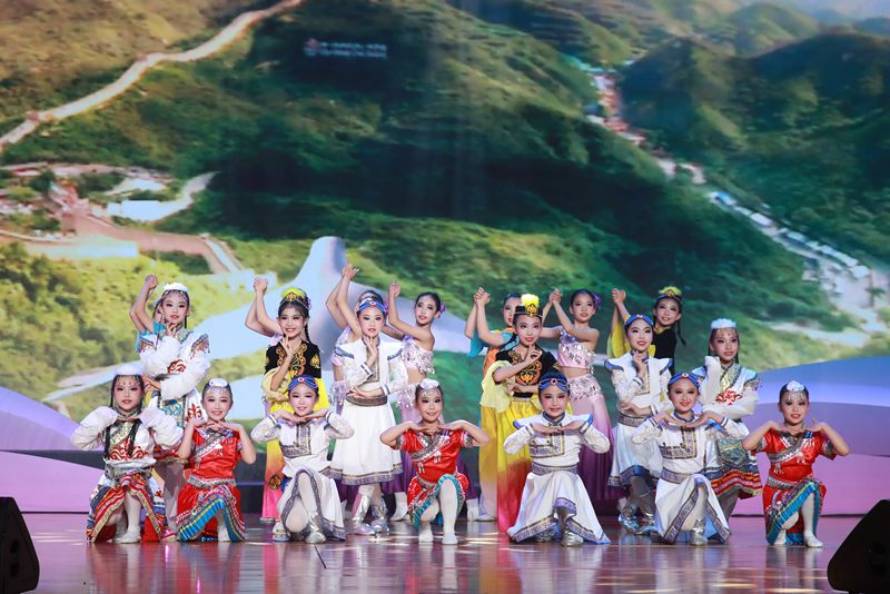 �����؉�С�W(xu��)��һ�É�(m��ng)��ʢ���e�С����i�z