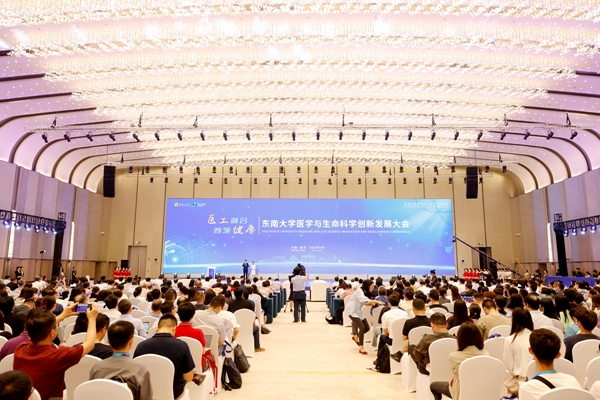 ���(hu��)�F(xi��n)�������� �z