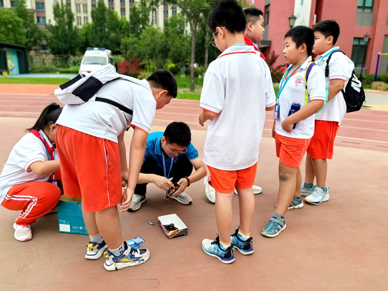 ��ӬF(xi��n)����ͬ�W(xu��)��������ِǰ��(zh��n)�����Zһ�Q�z