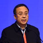     賈德忠    北京外國語大學黨委副書記積極構建固本鑄魂的思想政治教育體系，持續(xù)推進育人理念和育人方式的變革，堅持德智體美勞五育并舉，打造具有北外特色的大思政課品牌，培養(yǎng)更多“有理想、有本領、有擔當”的人才。