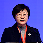     李曉華    河北經貿大學黨委書記面對新一輪科技革命和產業(yè)變革給財經教育帶來的機遇和挑戰(zhàn)，啟動的新財經教育改革明確提出要培養(yǎng)具有家國情懷、專業(yè)知識、信息技術、職業(yè)素養(yǎng)、國際視野的復合型、應用型高素質人才。