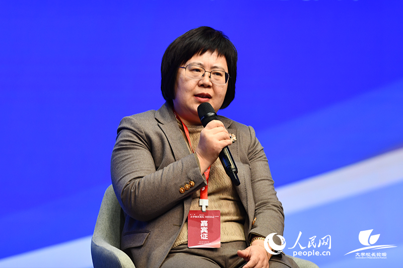 天津科技大學(xué)校黨委常委、副校長王敏。人民網(wǎng)記者任峰濤攝