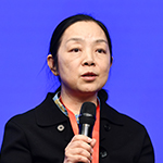     史元春    青海大學黨委副書記、校長學校和產業(yè)是合作，而不是單純的技術輸出。雙方發(fā)揮各自的組織模式和人才優(yōu)勢，共同創(chuàng)造新的技術，培養(yǎng)符合產業(yè)發(fā)展需求的人才。