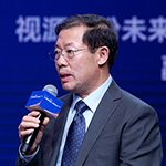     魏振水    視源股份未來教育集團（希沃）副總裁科技是一把雙刃劍，它既可以賦能，但也存在科技向善的問題。期待高校和企業(yè)共同努力，發(fā)揚所長，形成協同育人的最終目標。