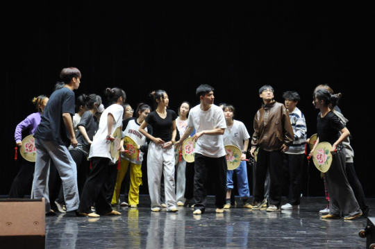 舞劇《運(yùn)》學(xué)生校內(nèi)排練照