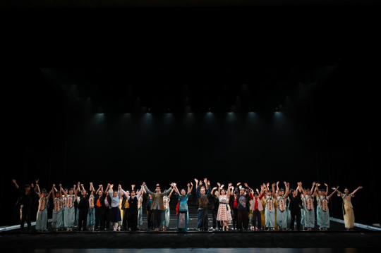 舞劇《運(yùn)》團(tuán)隊(duì)圓滿完成在杭州運(yùn)河大劇院的演出