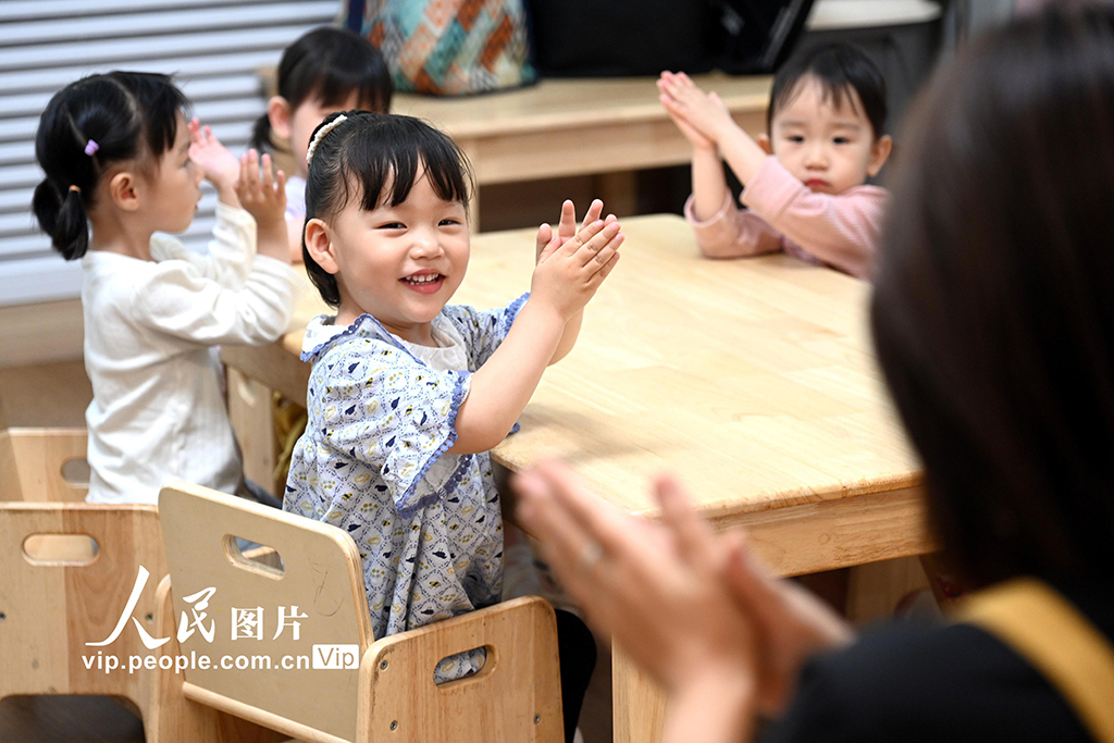 河南洛陽(yáng)：緊貼“一老一小” 托起“朝夕美好”