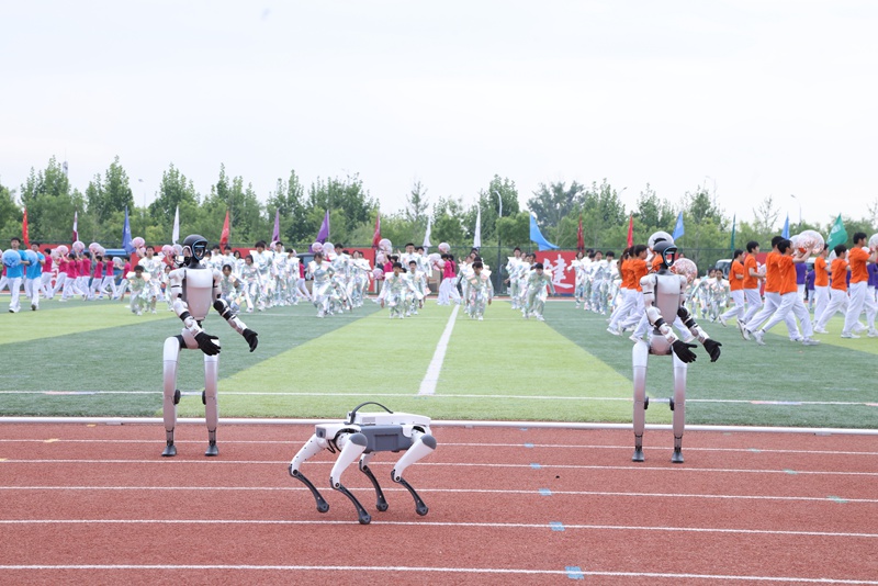 首都高等學校第63屆學生田徑運動會開幕。北京信息科技大學供圖