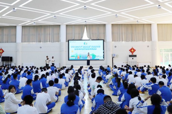 “能源報國”主題宣講活動現(xiàn)場。校方供圖