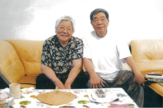 陳傳才、岳同夫婦。中國(guó)人民大學(xué)供圖