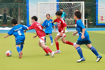 北京市“校園足球主題月”啟動(dòng)