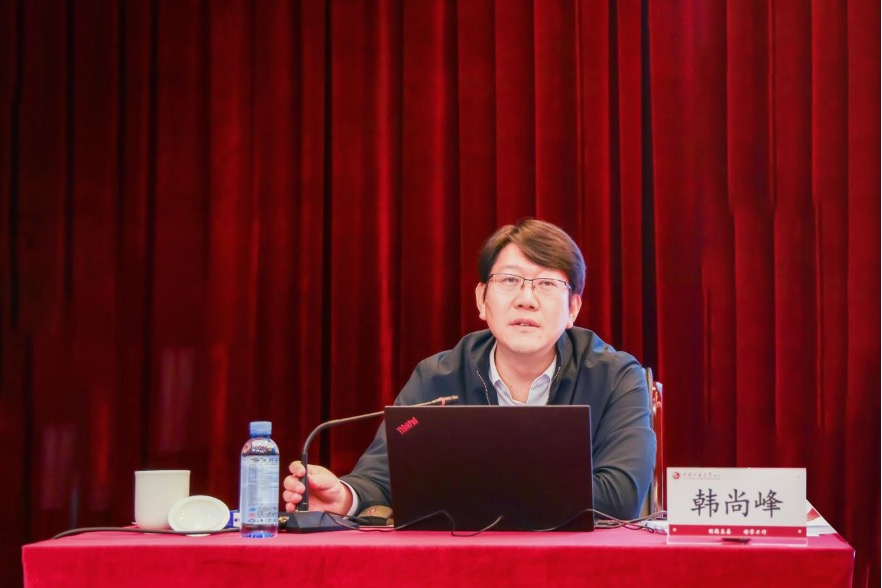 中國礦業(yè)大學(xué)（北京）黨委書記韓尚峰講授專題思政課。校方供圖