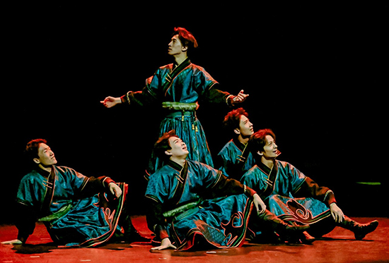 演出現(xiàn)場。學(xué)校供圖