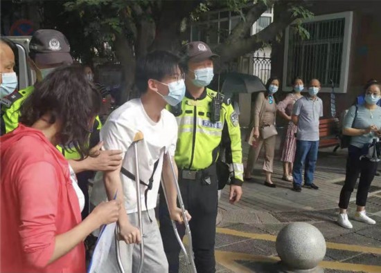 6��7��8�r(sh��)�S��������^(q��)ʮ���п��c(di��n)��һ���������Ȳ�����������^(q��)��ͨ���(du��)�����(du��)�L��־܊���������_ͨ����ͨ������(zh��)�ڽ������Ϳ�܇�v����(d��o)�������T�����h�����T�(du��)�T��ԓ���������M(j��n)����������������D