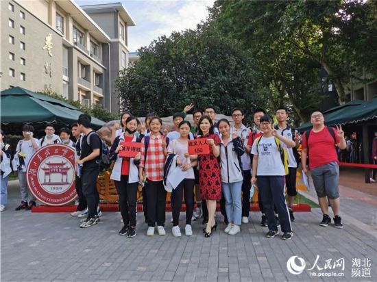 ����ʡ�����(sh��)�(y��n)�ЌW(xu��)���c(di��n)�Tǰ���Ϳ����L(zh��ng)�Ϳ�����Ӱ��ף���п������_(k��i)�Ä�������}��������W(w��ng) Ф����z