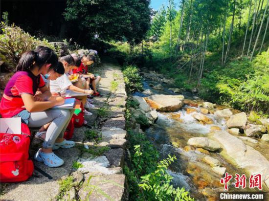 ��������ȥ�ă��������f��·�����ڸ�׃���L�����^