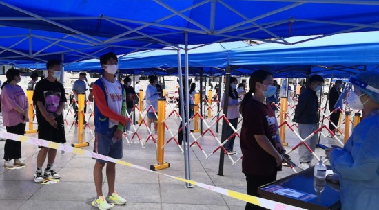 �߿�ǰϦ�����d�h�����M(j��n)�к���z�y���Ű����l(w��i)��ί���D