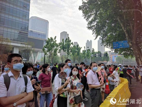 ���۳ɞ��Ϳ����������x���b�������Ôz