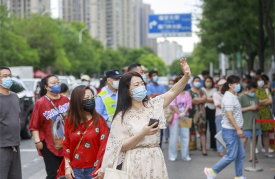 �������LĿ�Ϳ������M(j��n)��������Ӣ�Ɣz