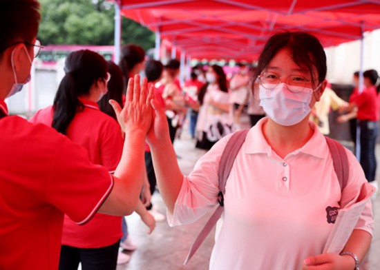 �����Ͼ���һ�ЌW(xu��)���c���ώ���?y��u)�W(xu��)�����ʹ������־�Ԕz