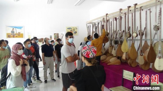 19國留學生赴新疆參訪：新疆的藝術、科技，實地參訪才知道！