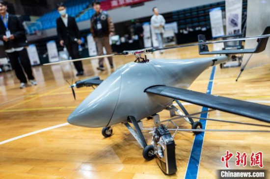 ��ِ�ĿƼ���(chu��ng)����Ʒ���չʾ�ˌW(xu��)���Ą�(chu��ng)��˼�S�͌�(sh��)�`���������� �z