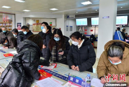 �D����������Ƹ�������Ƹ��Ϣ�������� �z