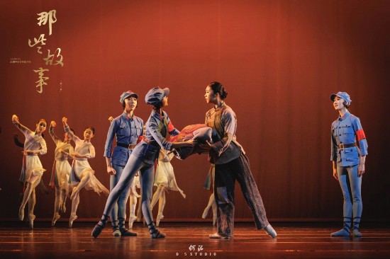 《半條被子》劇照