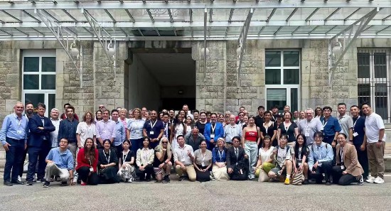 學(xué)校教師參加第十六屆國際奧林匹克研究學(xué)術(shù)大會