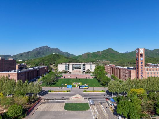 中國科學院大學校門