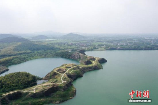 10月4日，神仙湖生態(tài)公園一景(航拍圖)。曹丹 攝