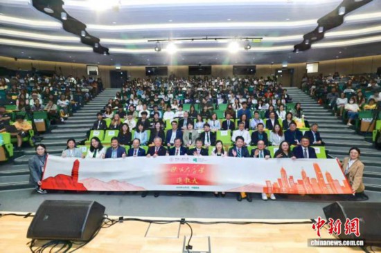 11月3日，“陜公大學(xué)堂”系列公益講座首次在香港舉辦。 (主辦方供圖)